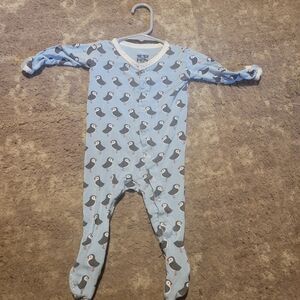Baby Footed Pajamas Blue Puffin Bird Print One-Piece Sleeper 3-6 MO